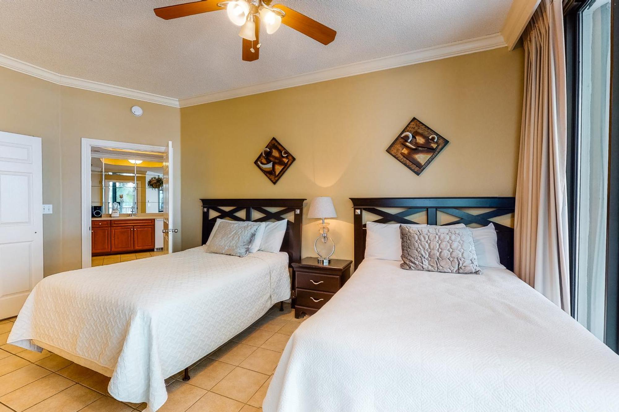 Phoenix On The Bay II Orange Beach Bilik gambar